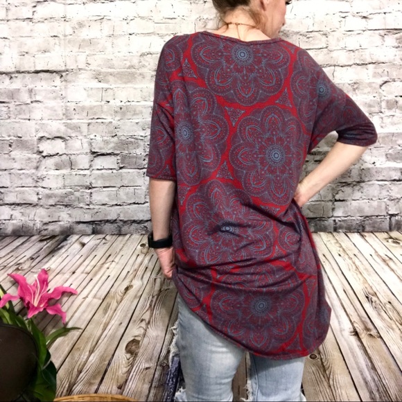 ‼️NWOT Lularoe High Low Irma Tunic Tee‼️ - Picture 3 of 8